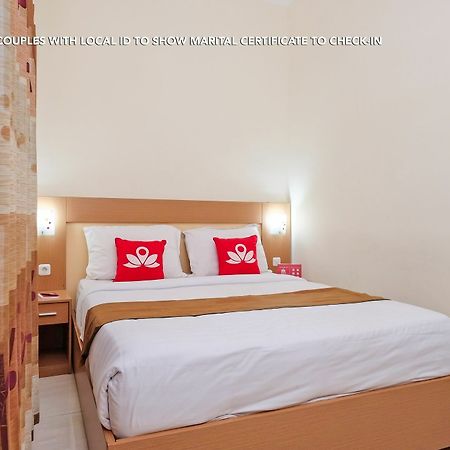 Zen Rooms Near Stasiun Kota Baru 말랑 외부 사진